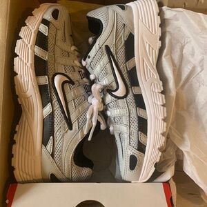New !!! Nike p-6000